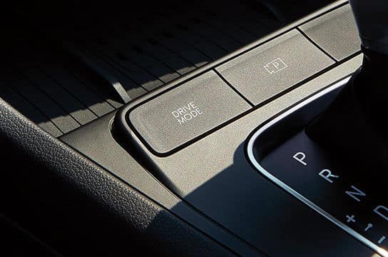 6-Speed Automatic
        Choose between Sport mode for performance, Eco mode for optimal fuel economy, or Normal mode, the perfect balance between performance and efficiency.